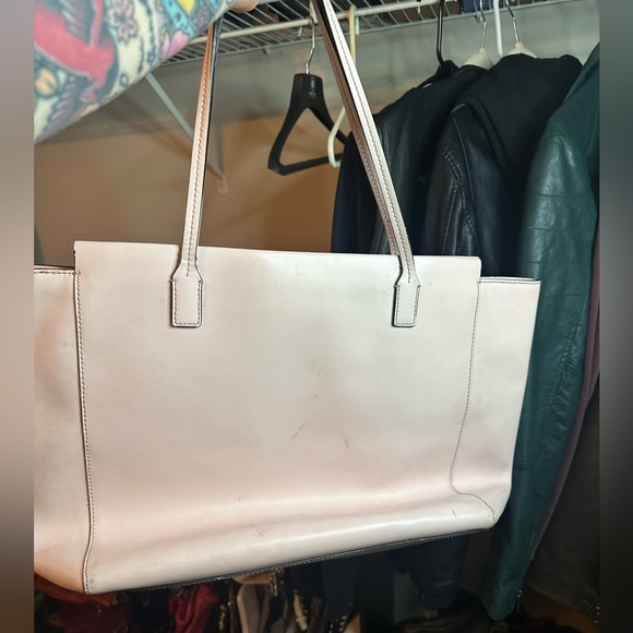 Kate Spade pink Leather Handbag with Logo Interior - Picture 3 of 7